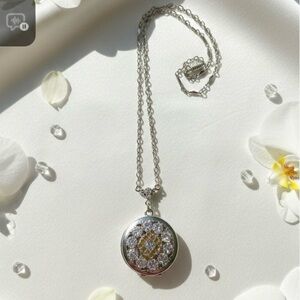 VTG ~ 1928 Jewelry Co Locket Pendant Necklace Rhinestones Lavalier 28”